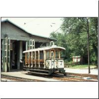 197x-xx-xx Poestlingbergbahn Remise III .jpg